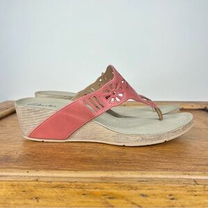 NEW Clarks Alto Seawalk Women’s Leather Slide Thong Sandals Size 11 Coral Pink